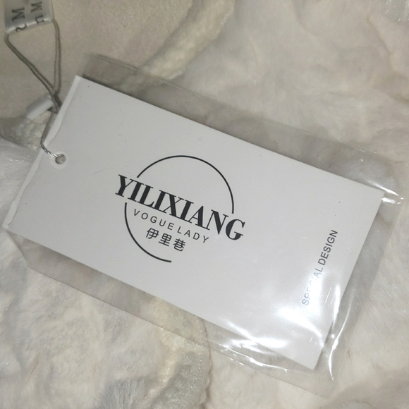 Winter White Teddy Cotton Large Soft Cozy Cropped Cardigan Jacket New - Picture 7 of 7